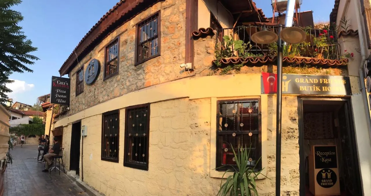 Grand Friends Bed and Breakfast Antalia