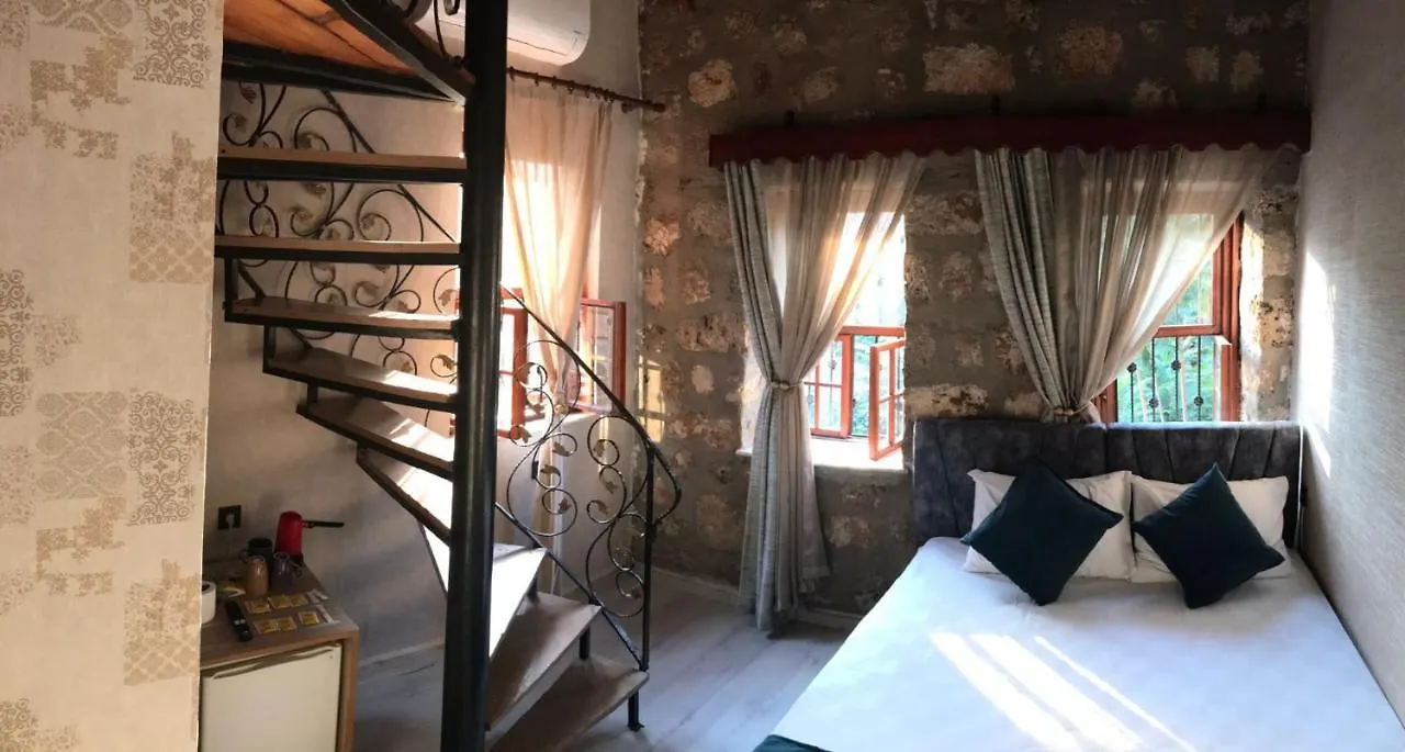 Grand Friends Bed & Breakfast Antalya 0*,  Türkiye